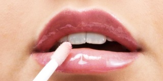 5 Cara merawat bibir secara alami